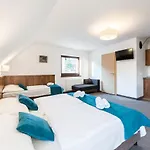 Dworek Nad Białką Apartamenty-pokoje-białka Tatrzańska-czarna Góra Aldeamento Turístico Czarna Góra