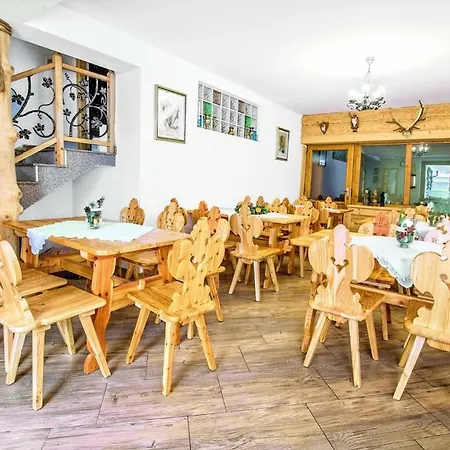 Dworek Nad Bialka Apartamenty-pokoje-bialka Tatrzanska-czarna Gora Holiday park