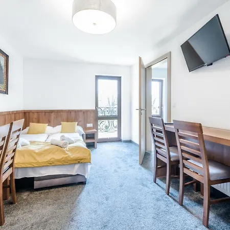 Dworek Nad Bialka Apartamenty-pokoje-bialka Tatrzanska-czarna Gora Holiday park Czarna Gora