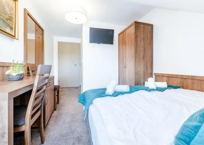 Dworek Nad Bialka Apartamenty-pokoje-bialka Tatrzanska-czarna Gora * Czarna Góra